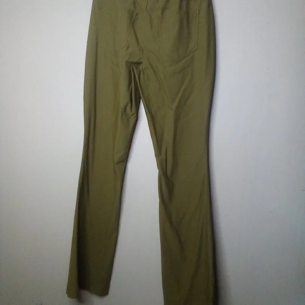 Cato Pants Women 6 Pull On Elastic Waist Boot Cut Pockets Soft Stretch Green